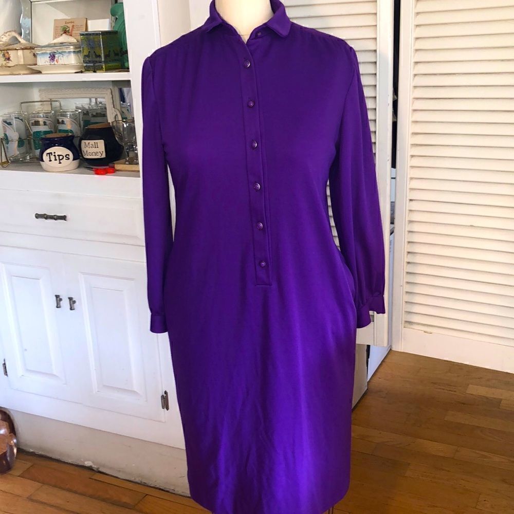 Vintage late1970s Comfort Dress w Pockets and Detail Buttons by Henry Lee